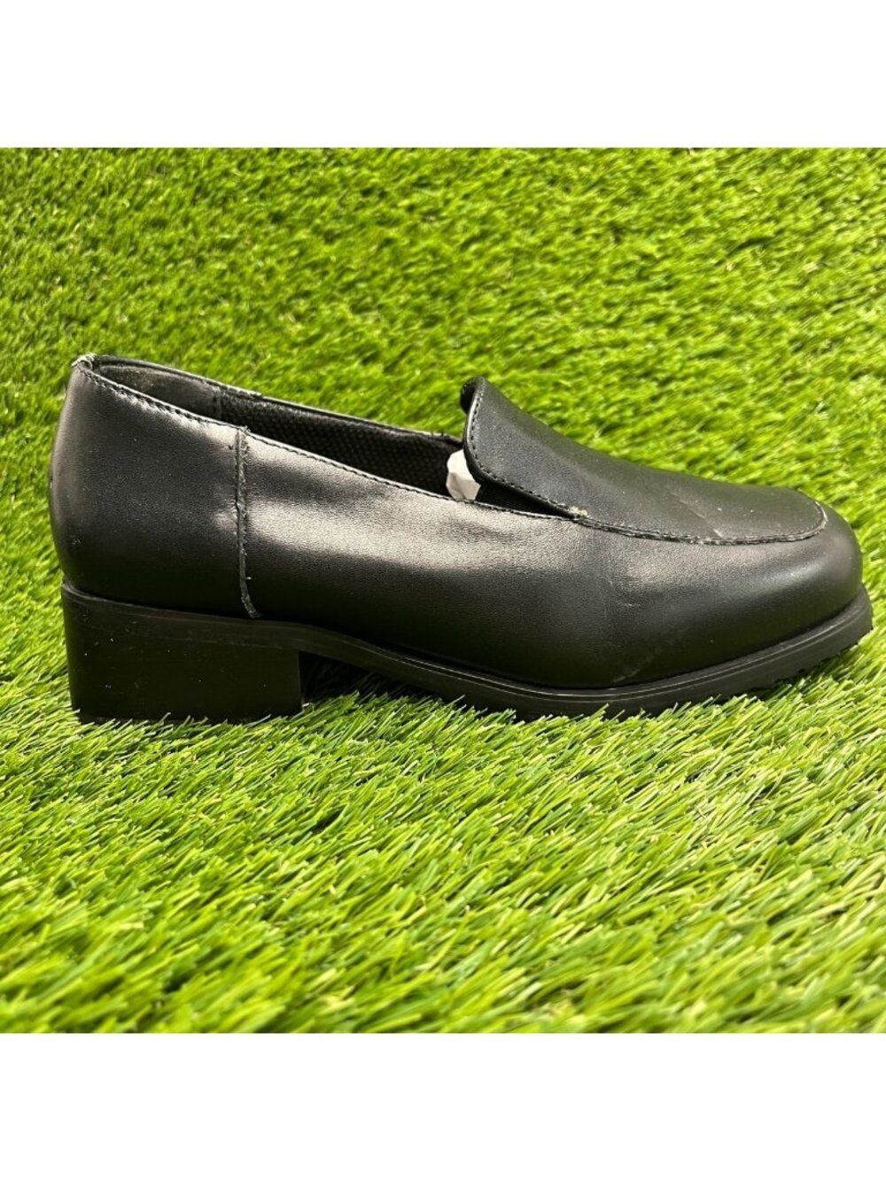 SlipGrips Womens Size 6.5D Black Leather Slip-Resistant Slip-On Dress Shoes